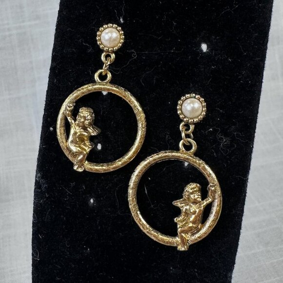 Vintage 1928 Round Cherub and Pearl Earrings - Picture 1 of 11